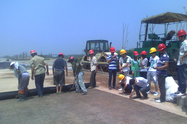 土木与环境工程学院开展水资源专用机械设备制造认知实习活动